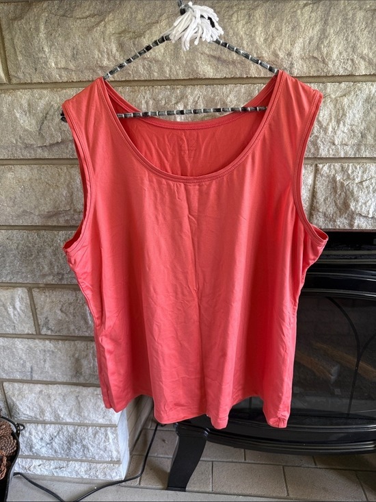 212 Collection Tops - Women’s 212 Collection Sleeveless Scoop Neck Tank Top - Coral XL
